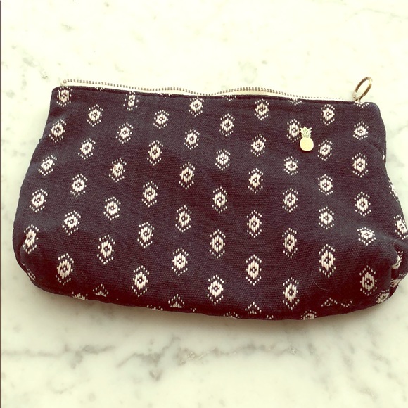 Madewell Handbags - Madewell Cosmetic Pouch with Pineapple Pin
